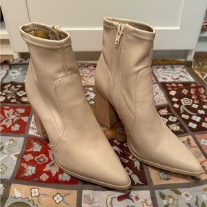 Steve Madden Beige Heeled Boots
